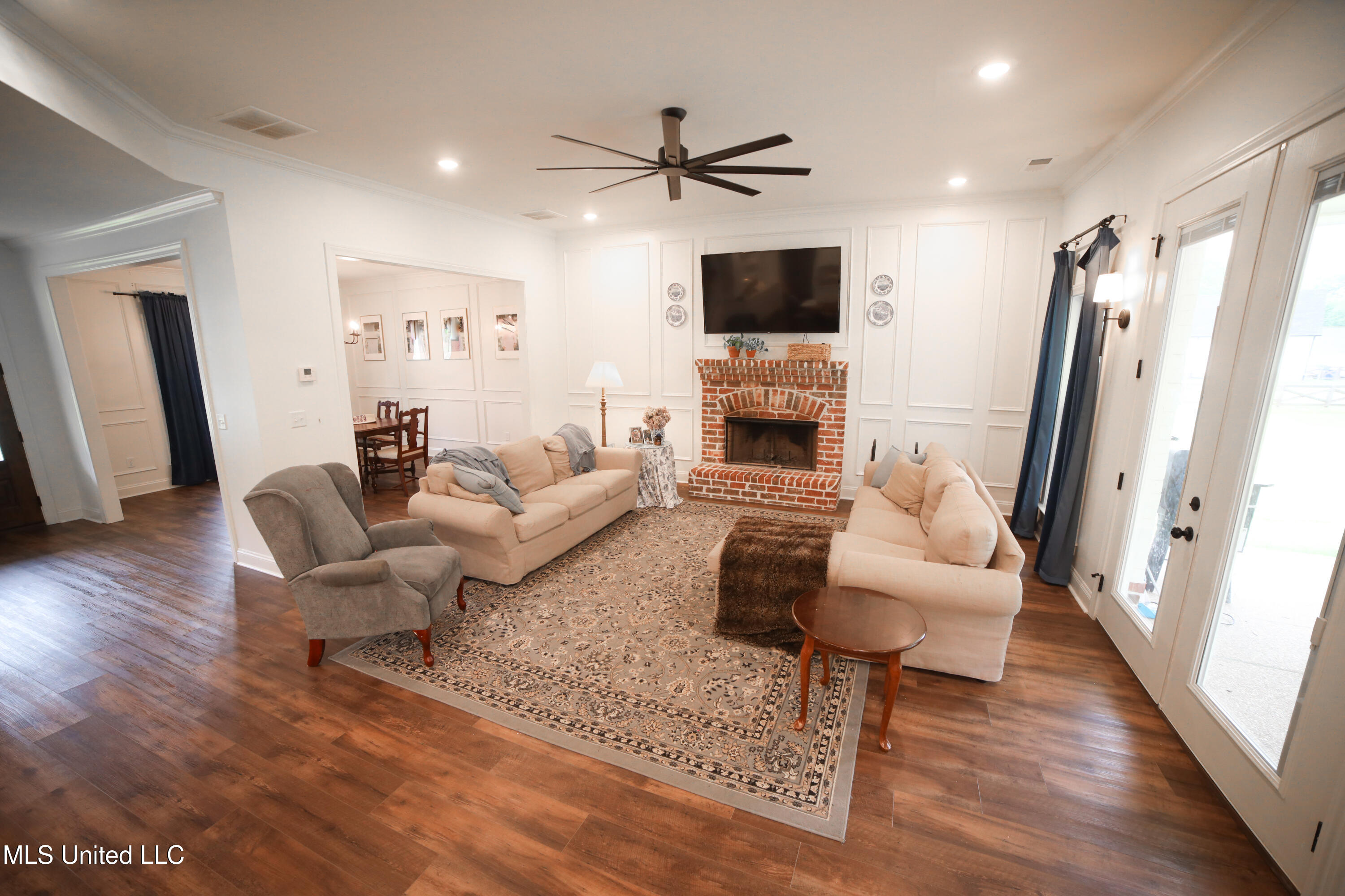 13033 Pebble View Drive, Byhalia, Mississippi image 4