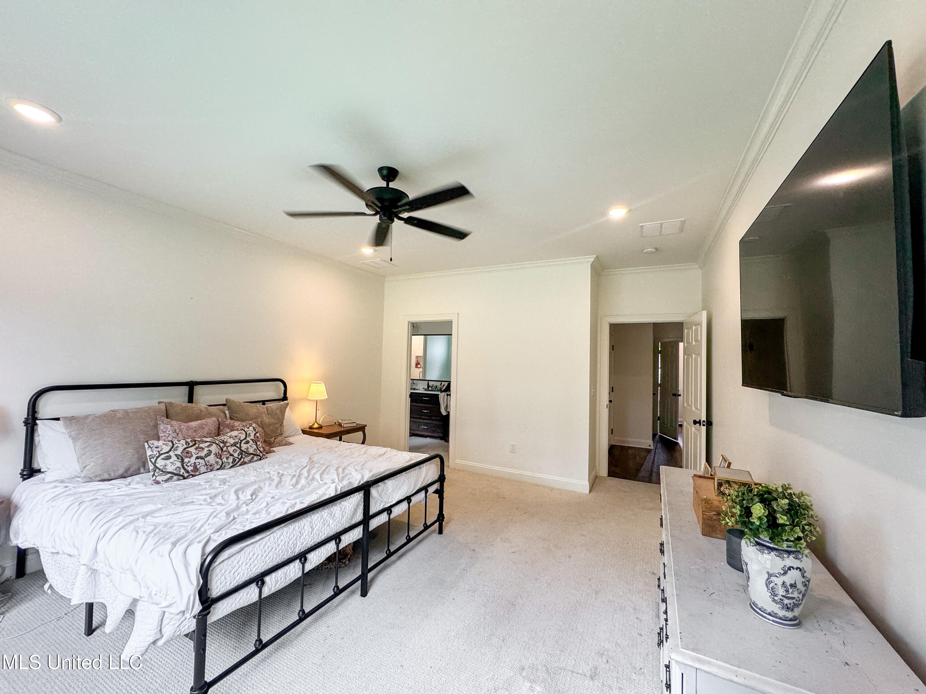 13033 Pebble View Drive, Byhalia, Mississippi image 12