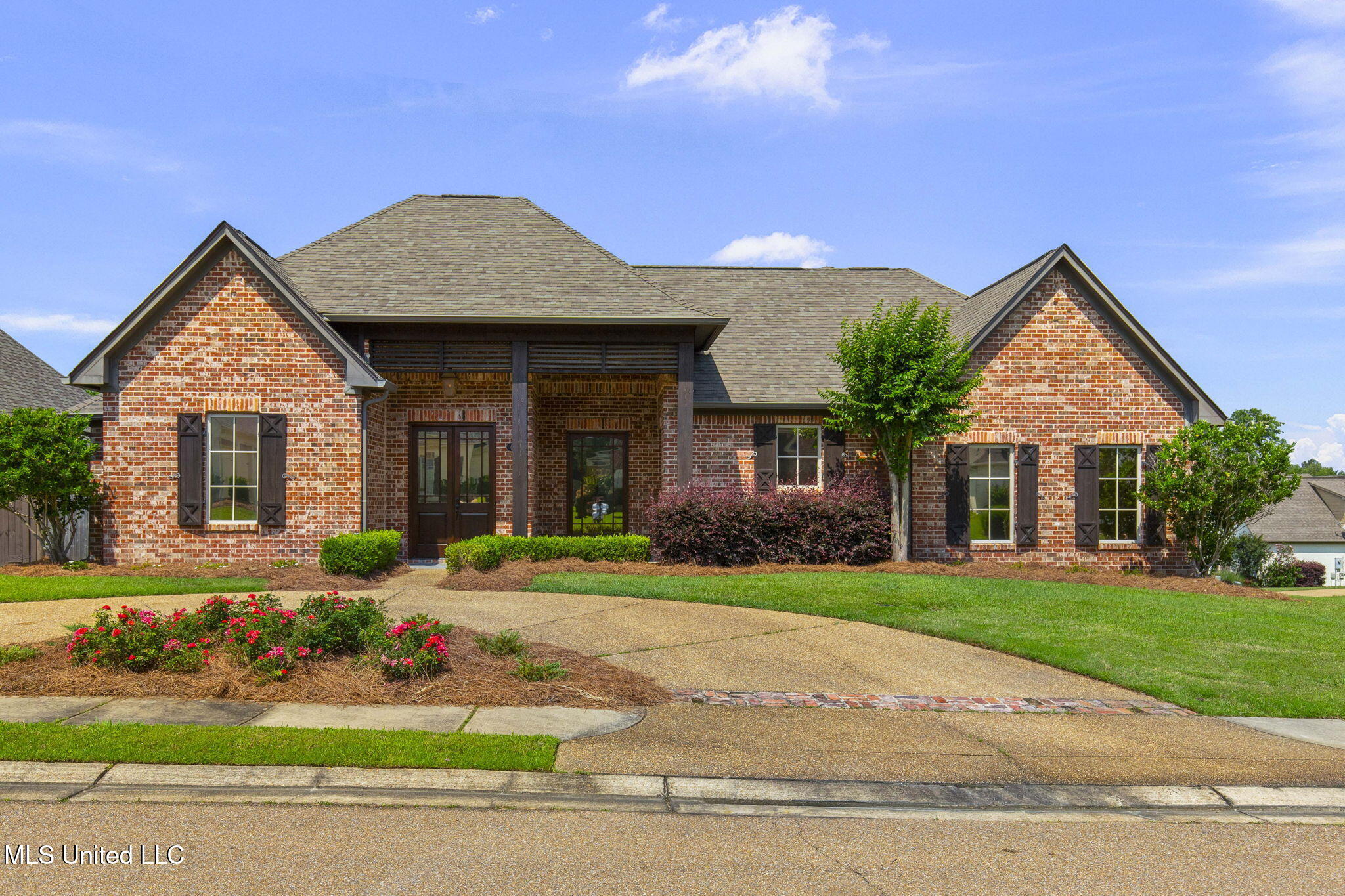 415 Deer Hollow Holw, Brandon, Mississippi image 1