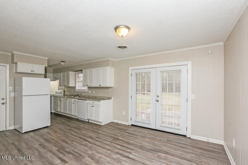 3102 Longwood Drive, Jackson, Mississippi image 3