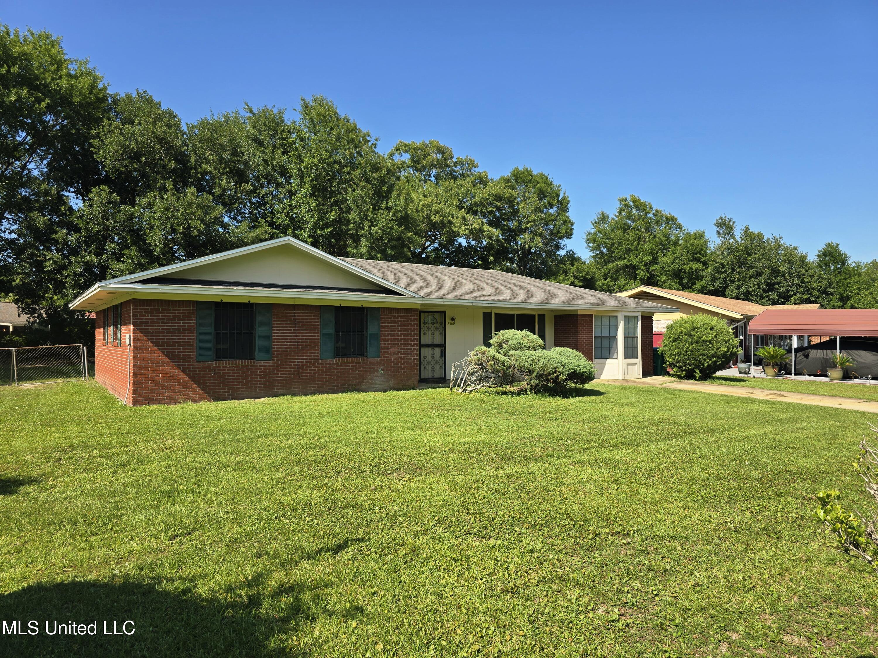 2501 Woolmarket Street, Gulfport, Mississippi image 2
