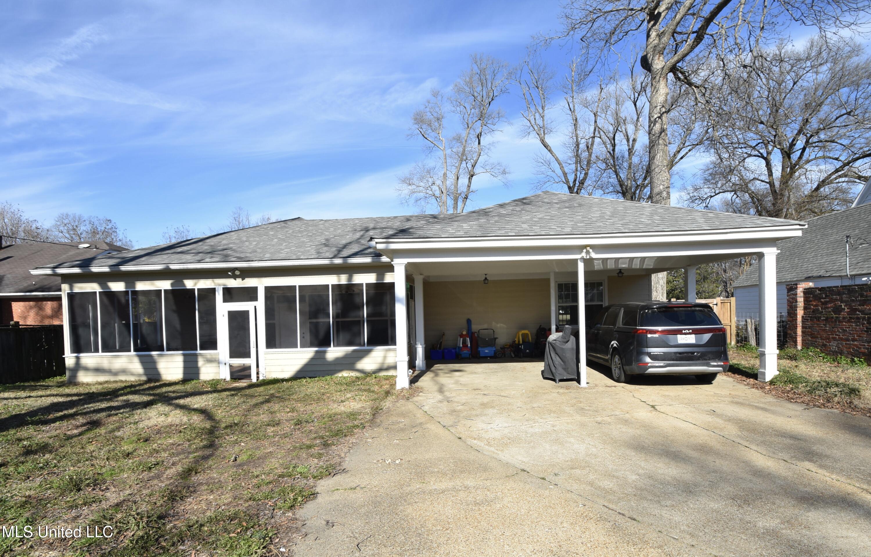 208 E Adams Avenue, Greenwood, Mississippi image 48