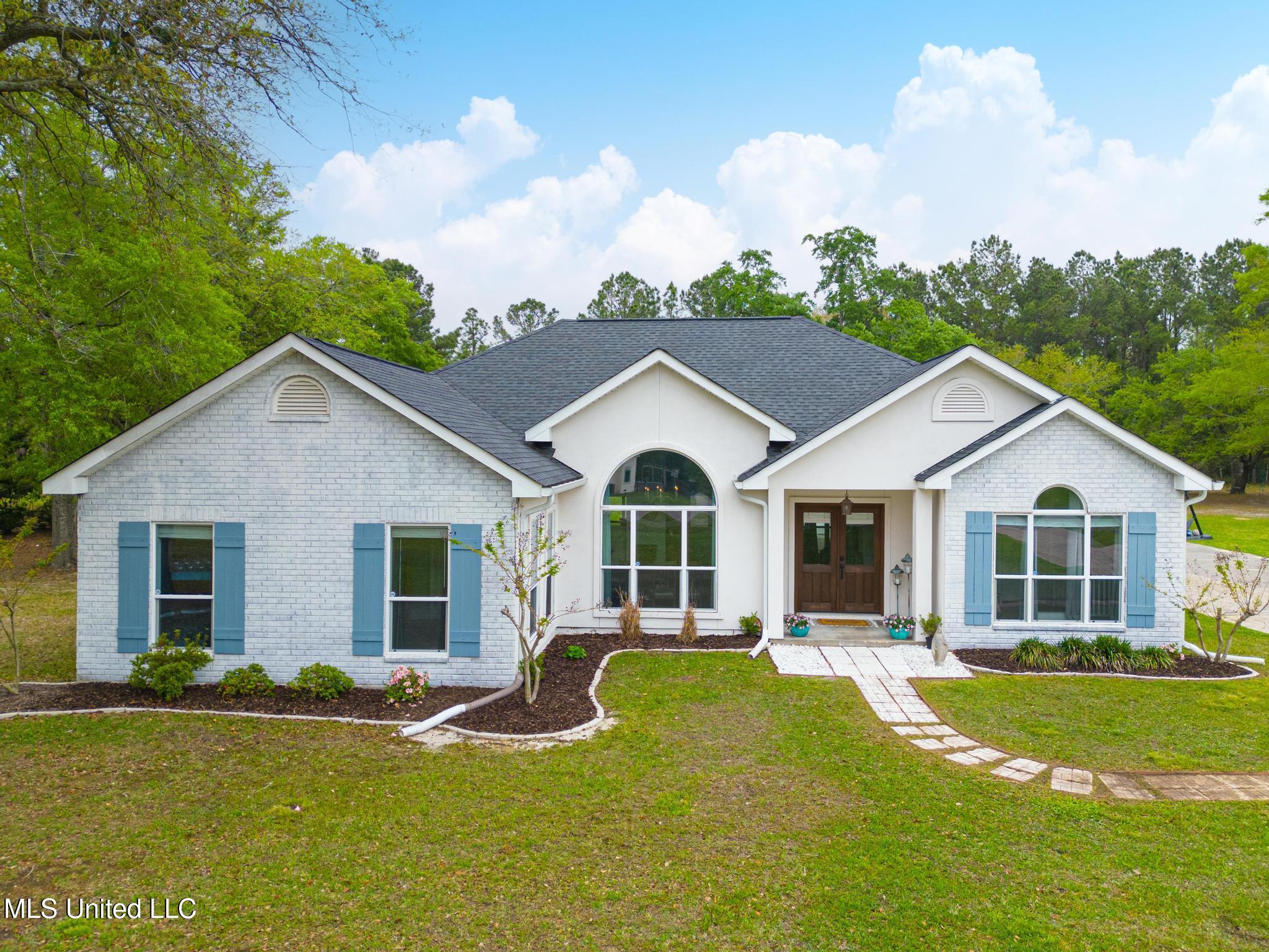 22426 Heritage Drive, Pass Christian, Mississippi image 2