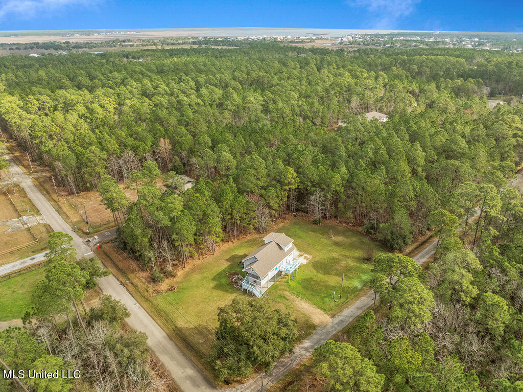 4082 Eighth Street, Bay Saint Louis, Mississippi image 34