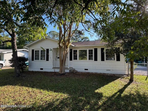Homes For Rent - 4000 Chamberlain Avenue<br/> Gulfport, MS 39507