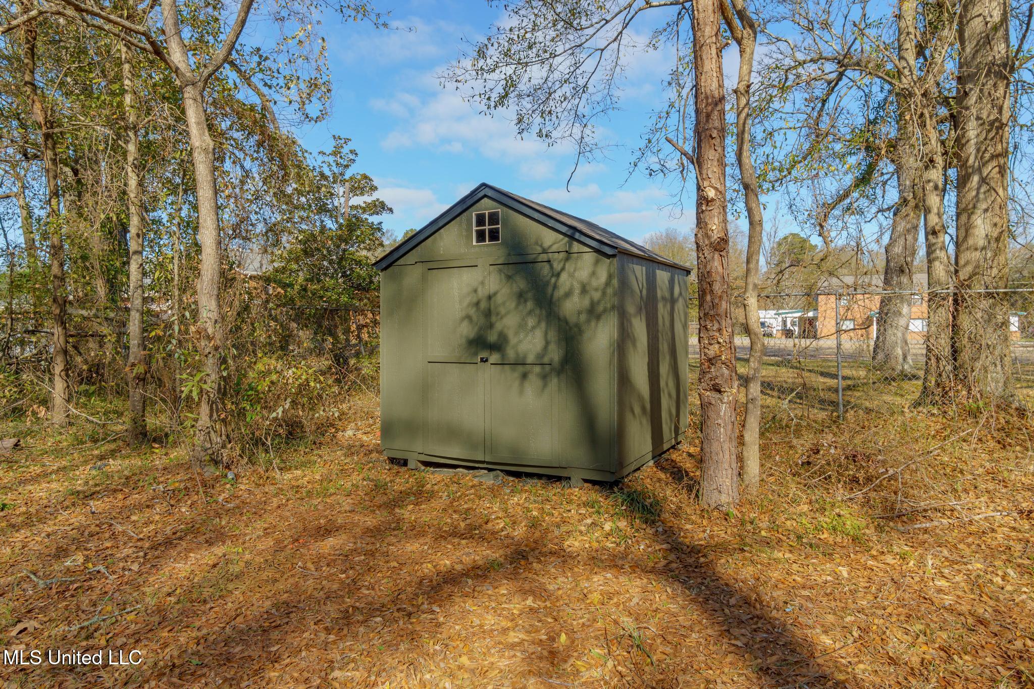 214 Park Avenue, Hattiesburg, Mississippi image 16