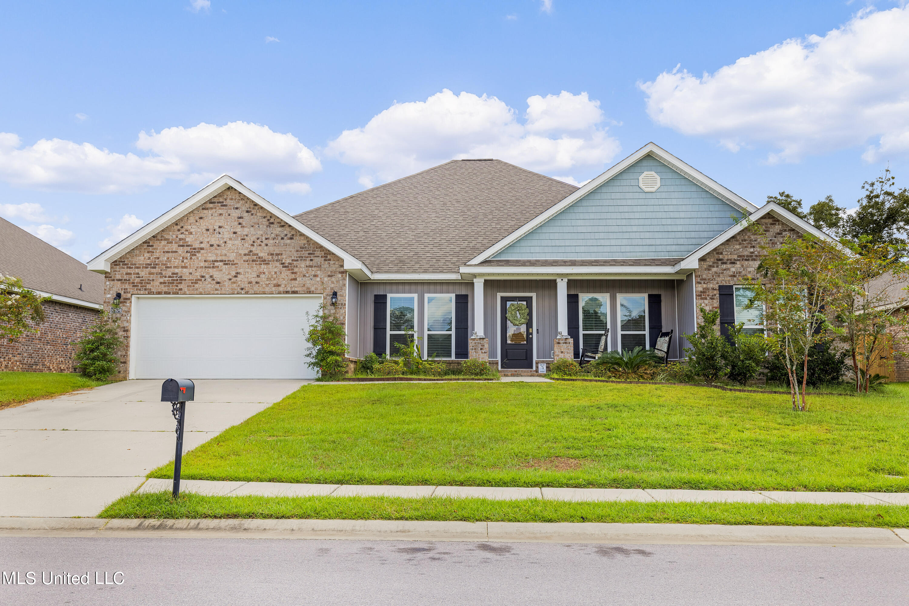 10674 Chapelwood Drive, Gulfport, Mississippi image 1