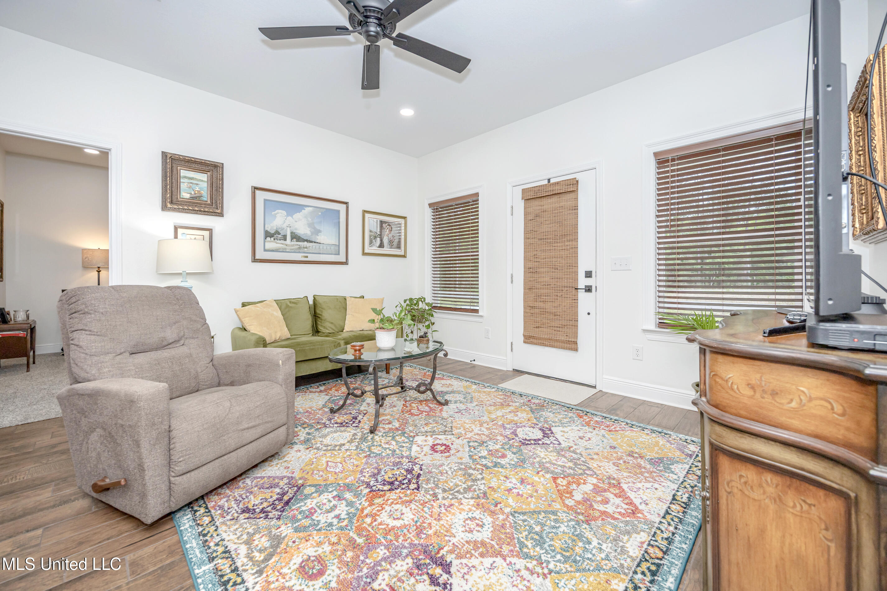 504 Peach Street, Ocean Springs, Mississippi image 7