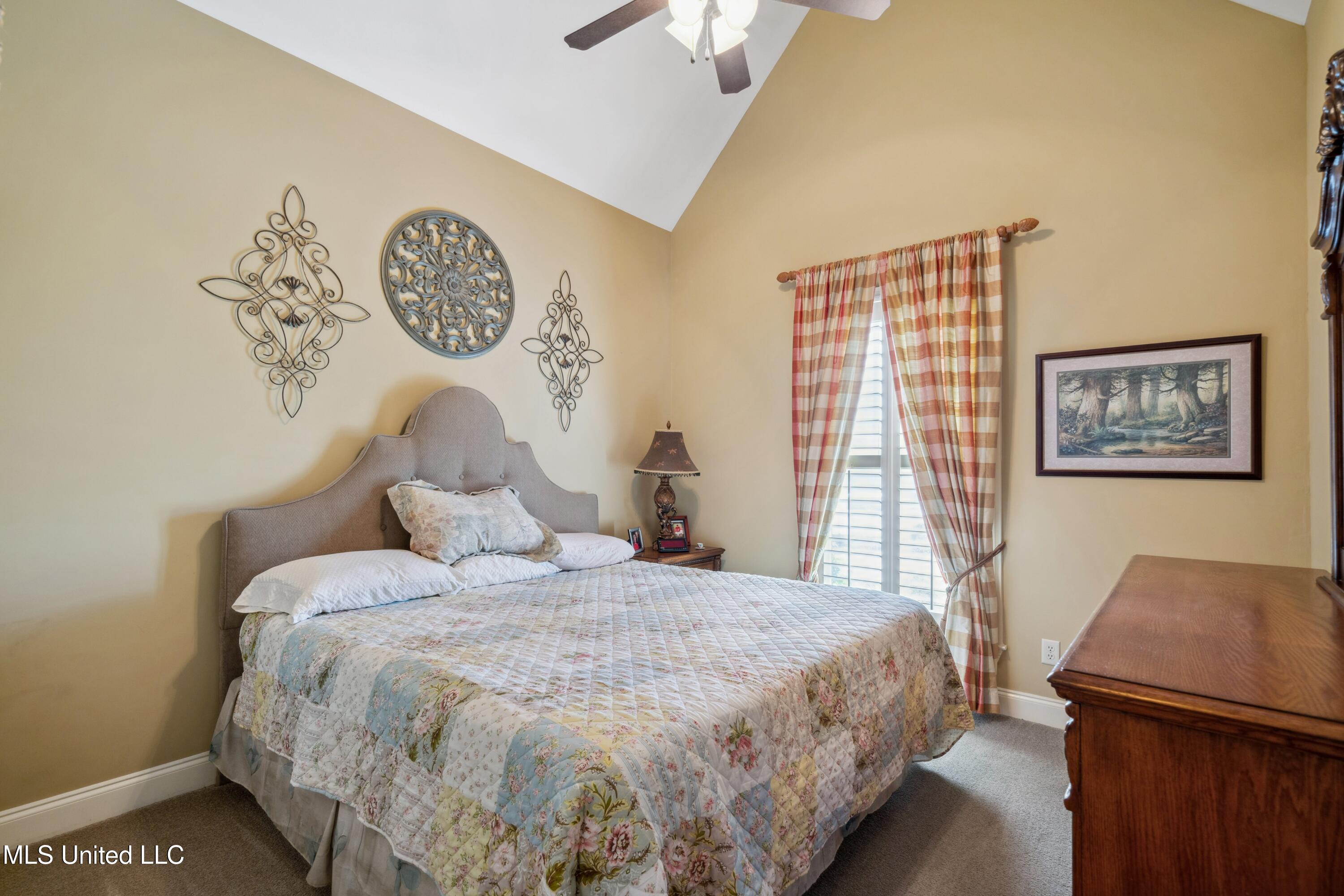 3922 Huntingdon Lane, Hernando, Mississippi image 17