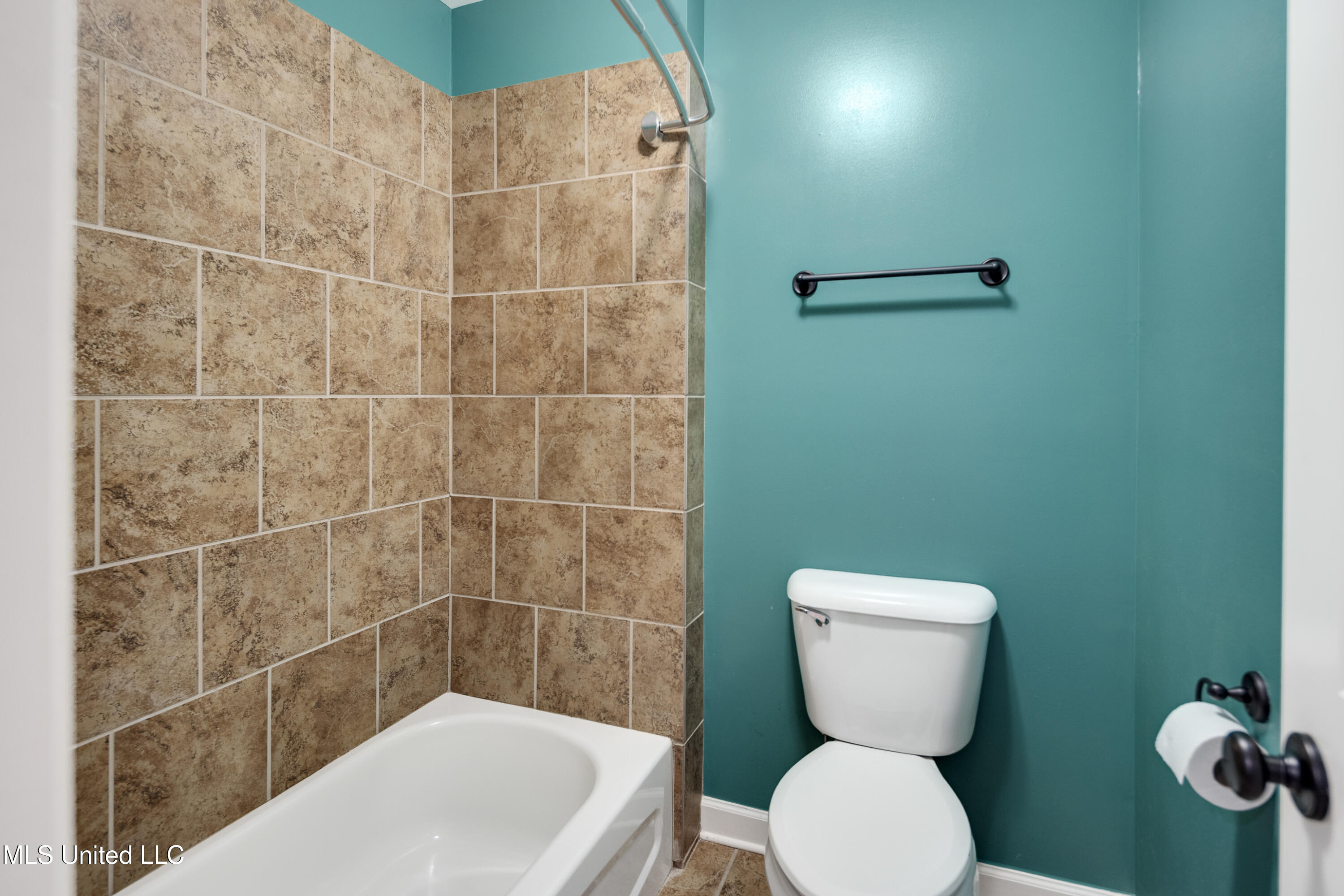 5674 E Santa Fe Drive, Olive Branch, Mississippi image 39