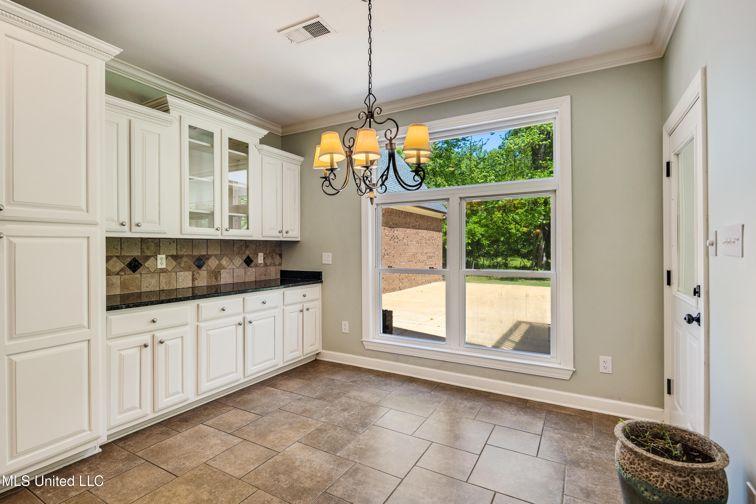 5674 E Santa Fe Drive, Olive Branch, Mississippi image 18