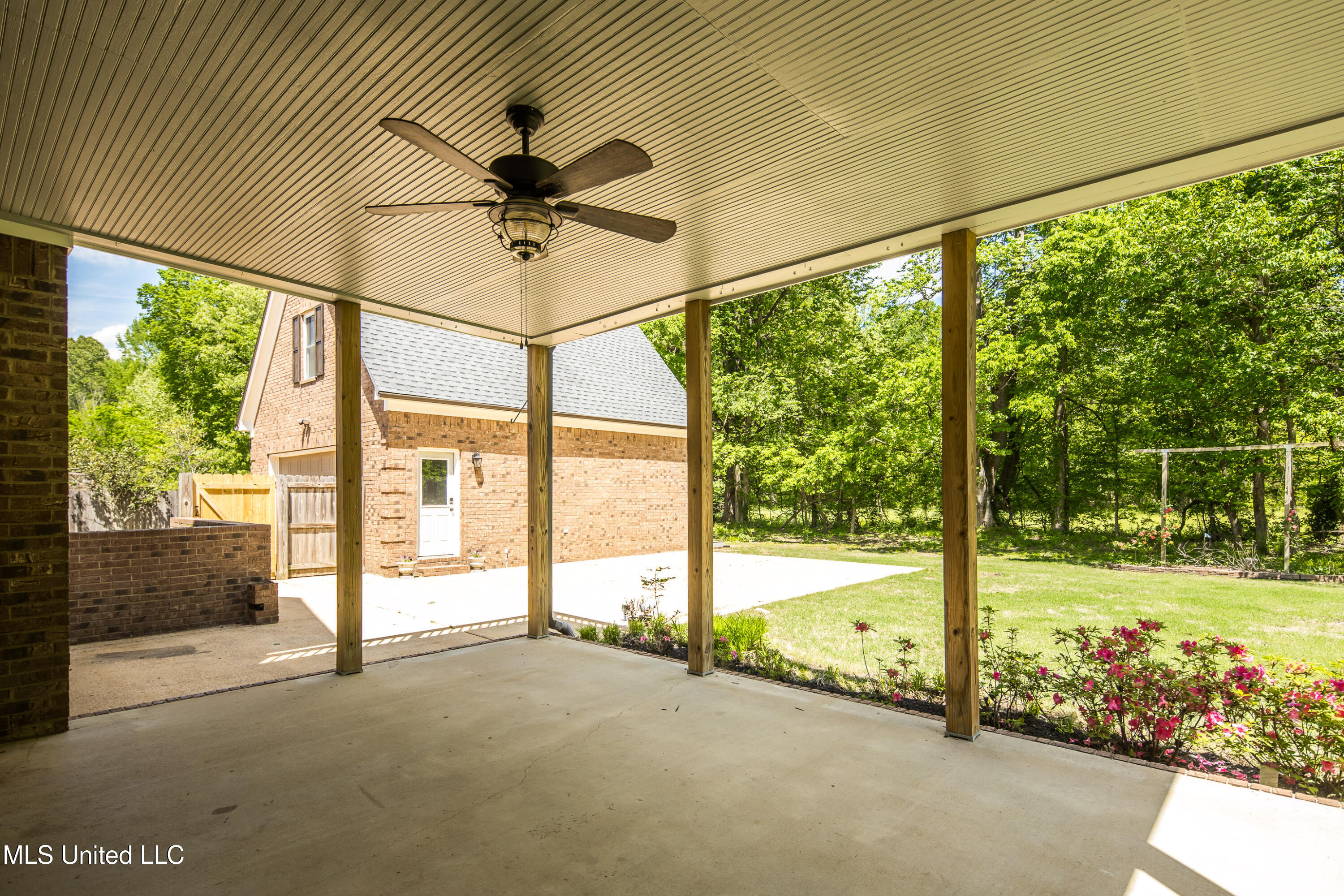 5674 E Santa Fe Drive, Olive Branch, Mississippi image 48
