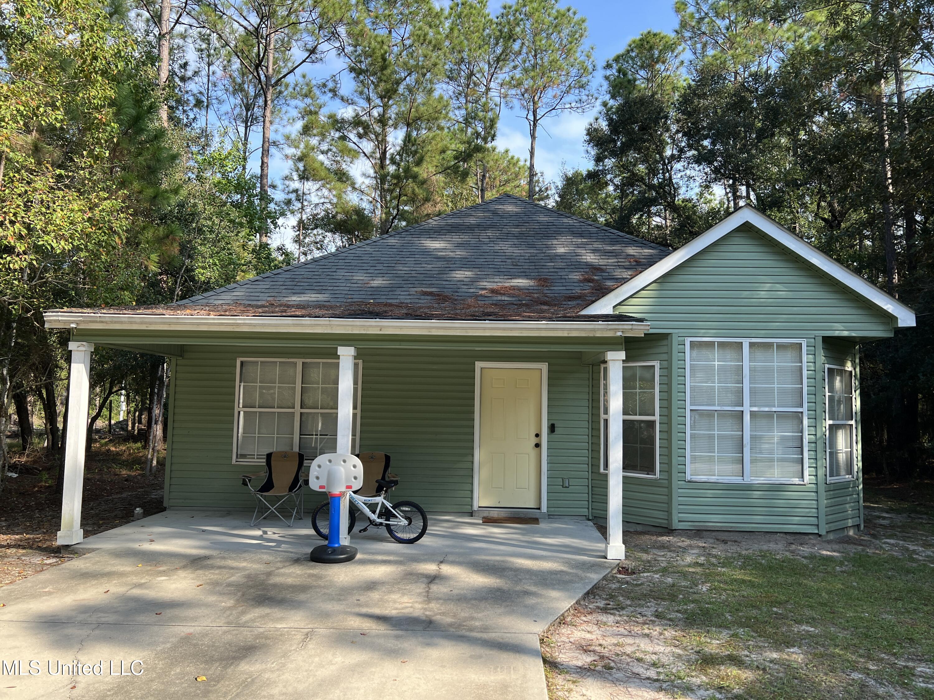 6166 E Itawamba Street, Bay Saint Louis, Mississippi image 18