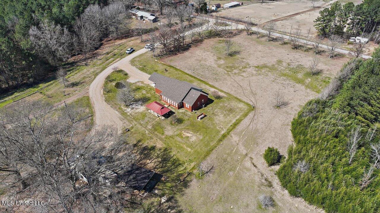 2099 E Franklin Street, Carthage, Mississippi image 40