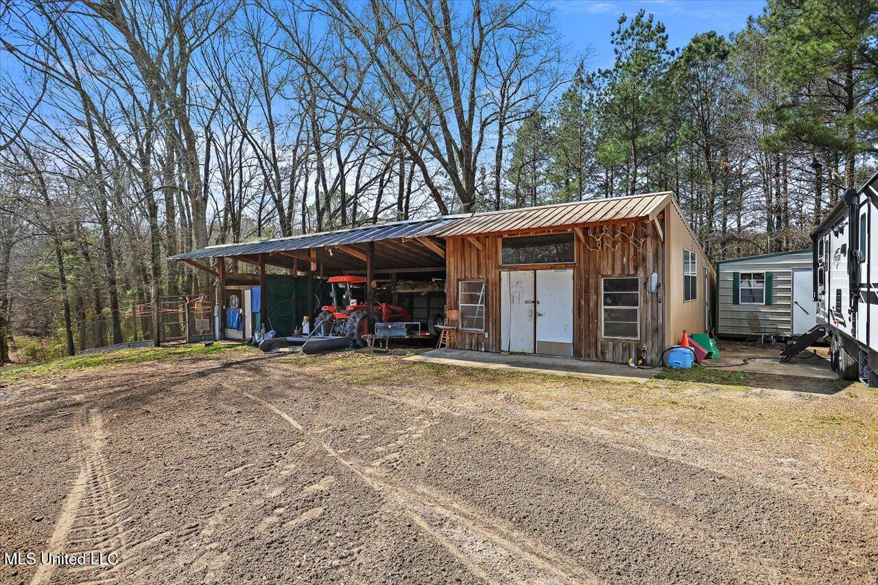 2099 E Franklin Street, Carthage, Mississippi image 41