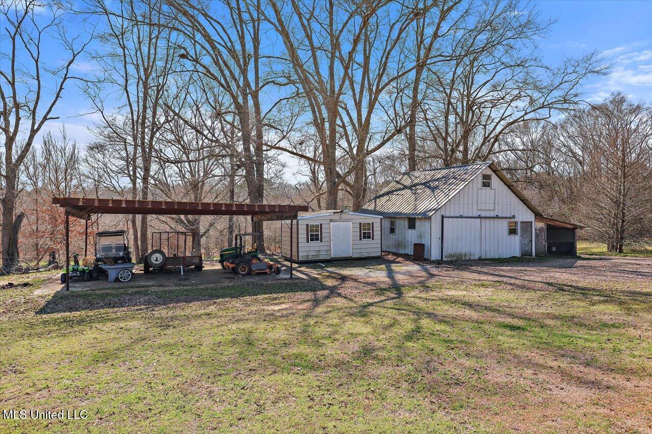 2099 E Franklin Street, Carthage, Mississippi image 33