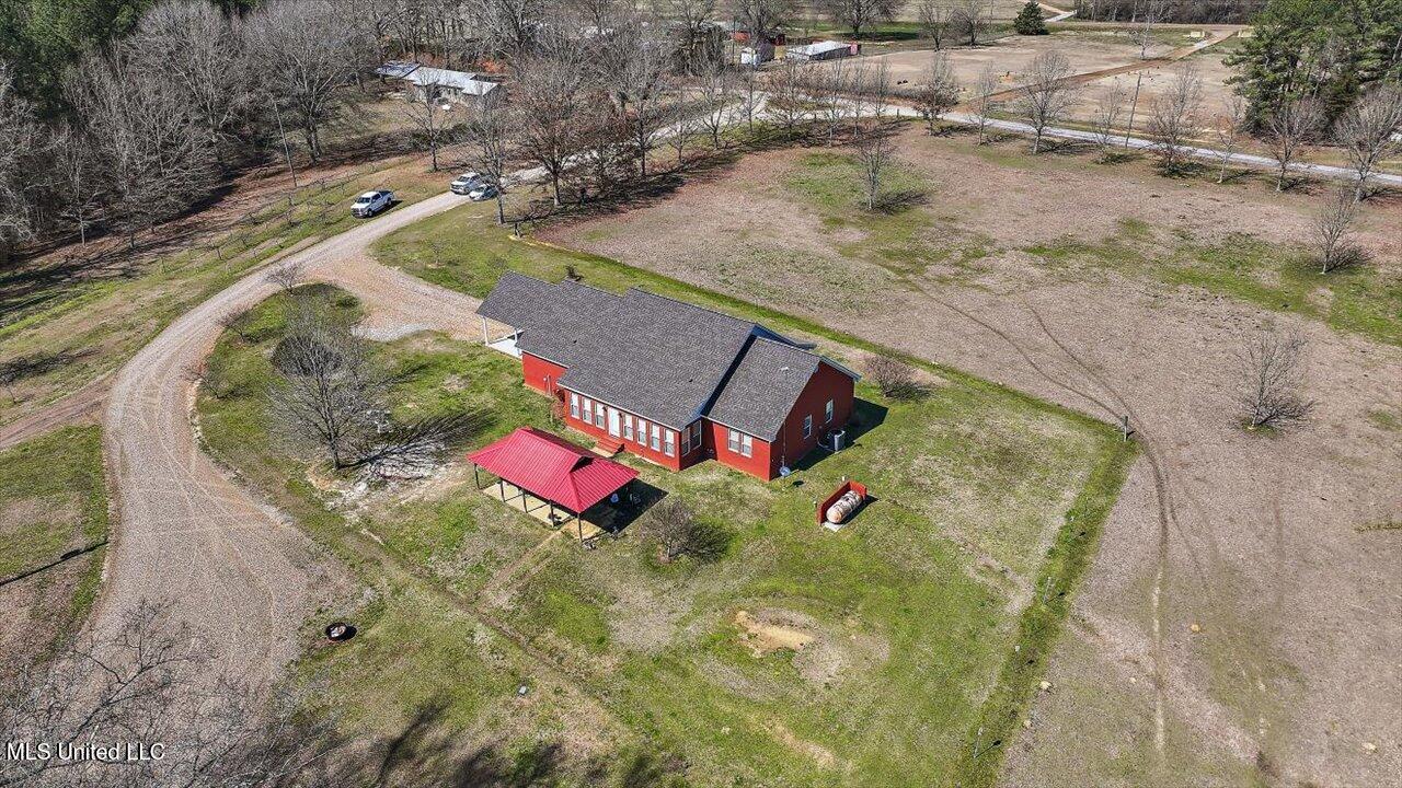 2099 E Franklin Street, Carthage, Mississippi image 39