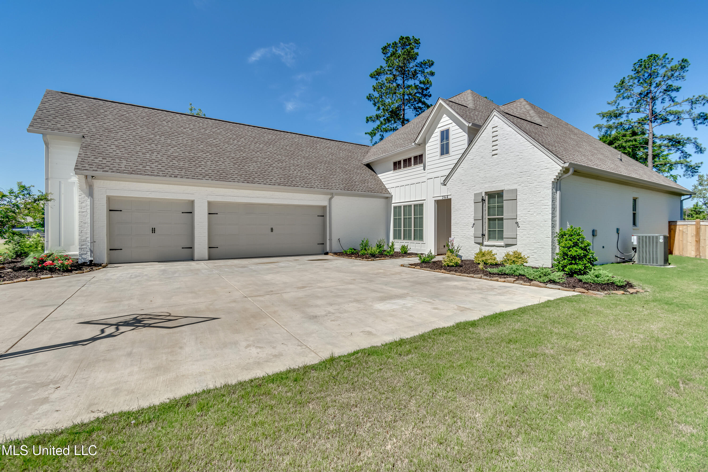 264 Kingswood Place, Madison, Mississippi image 2