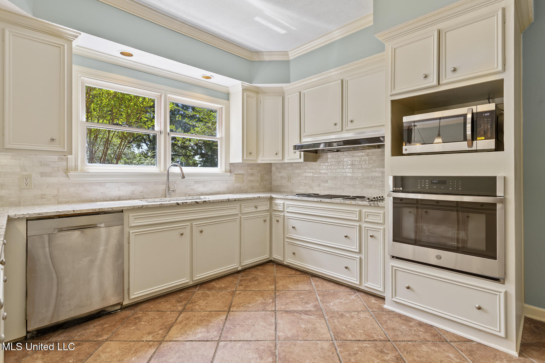 1034 Northpointe Drive, Jackson, Mississippi image 18