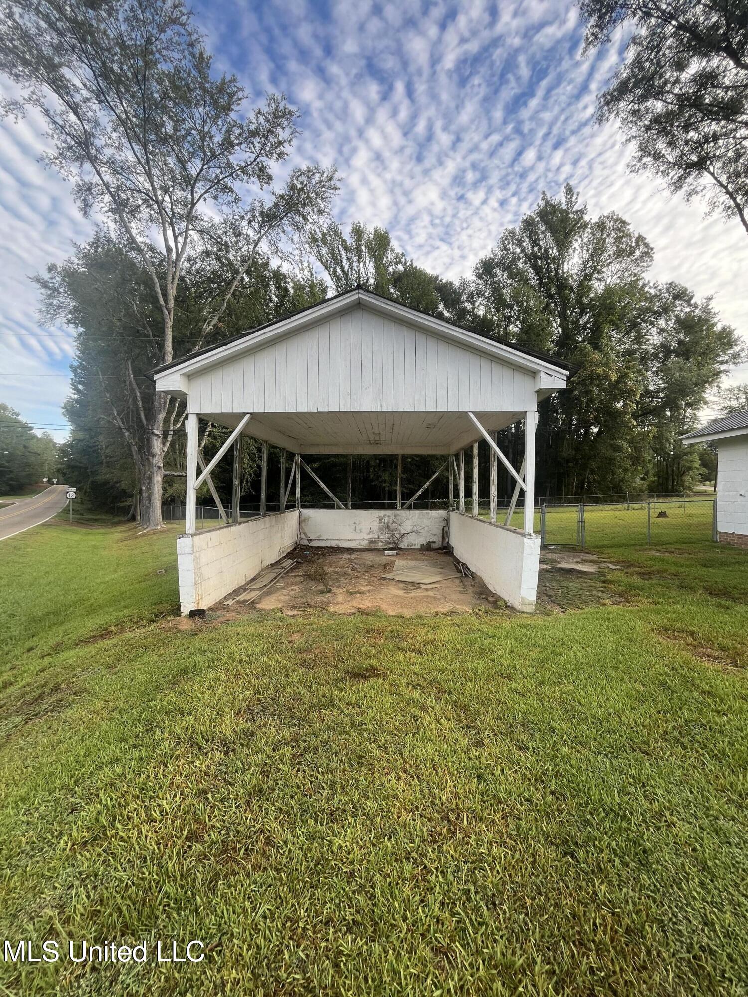 1799 W 487 Highway, Lena, Mississippi image 10