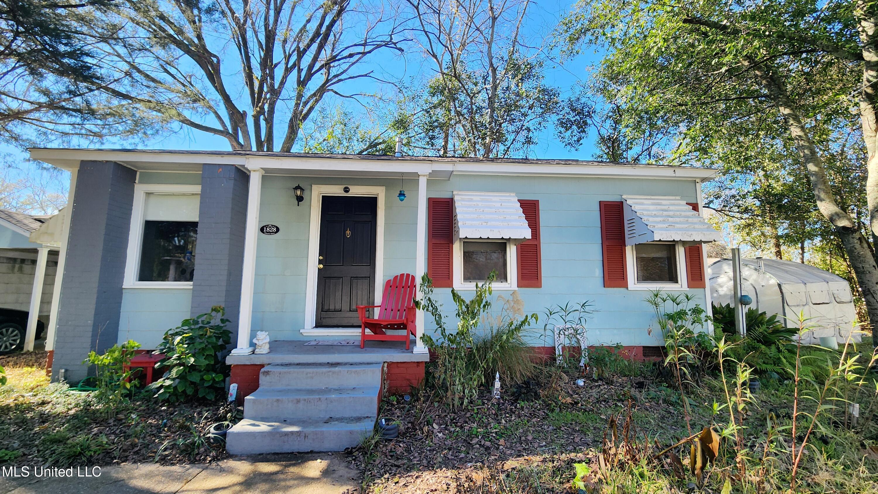 1828 Wheeler Drive, Natchez, Mississippi image 1