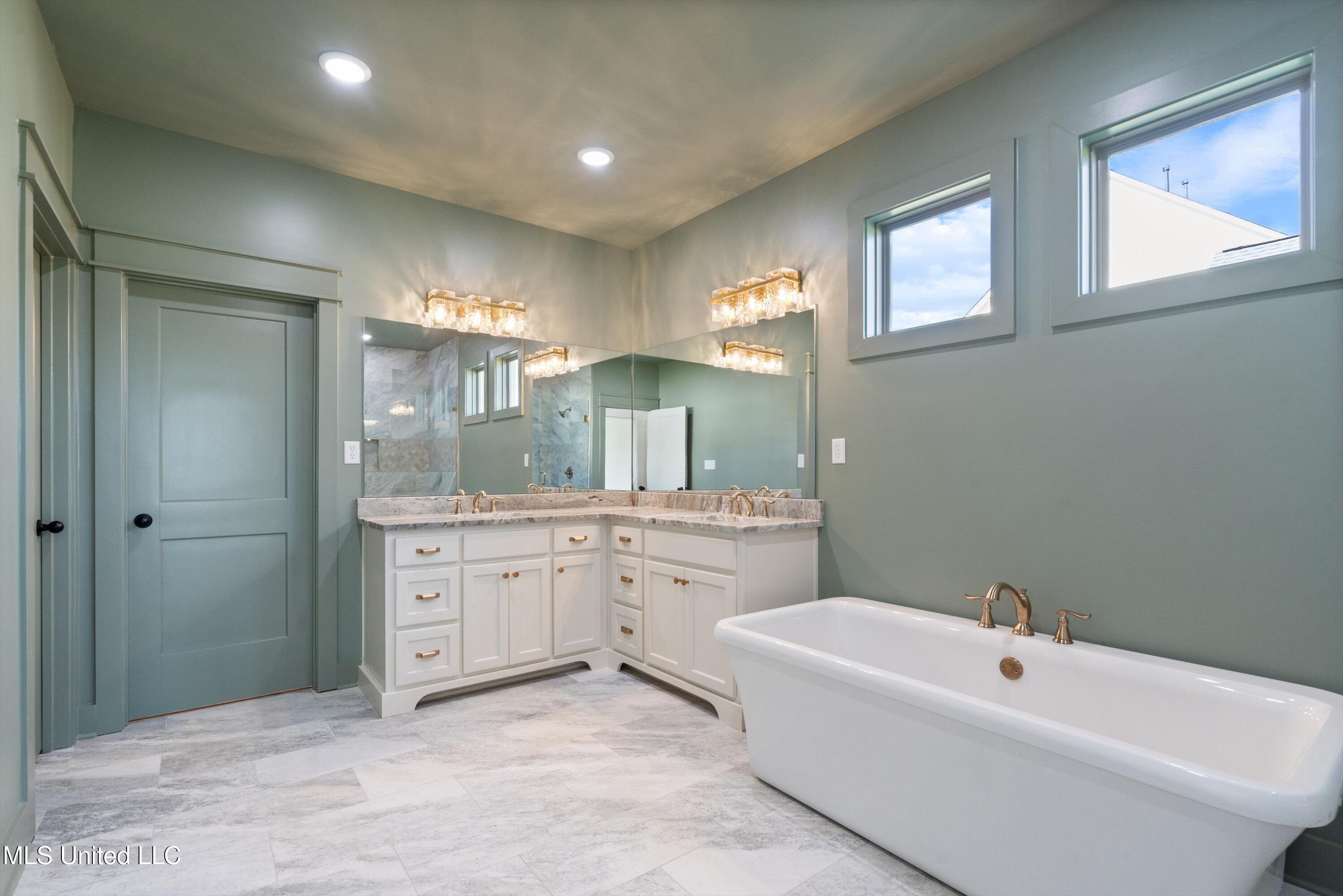 5114 Camp Crossing, Hernando, Mississippi image 17