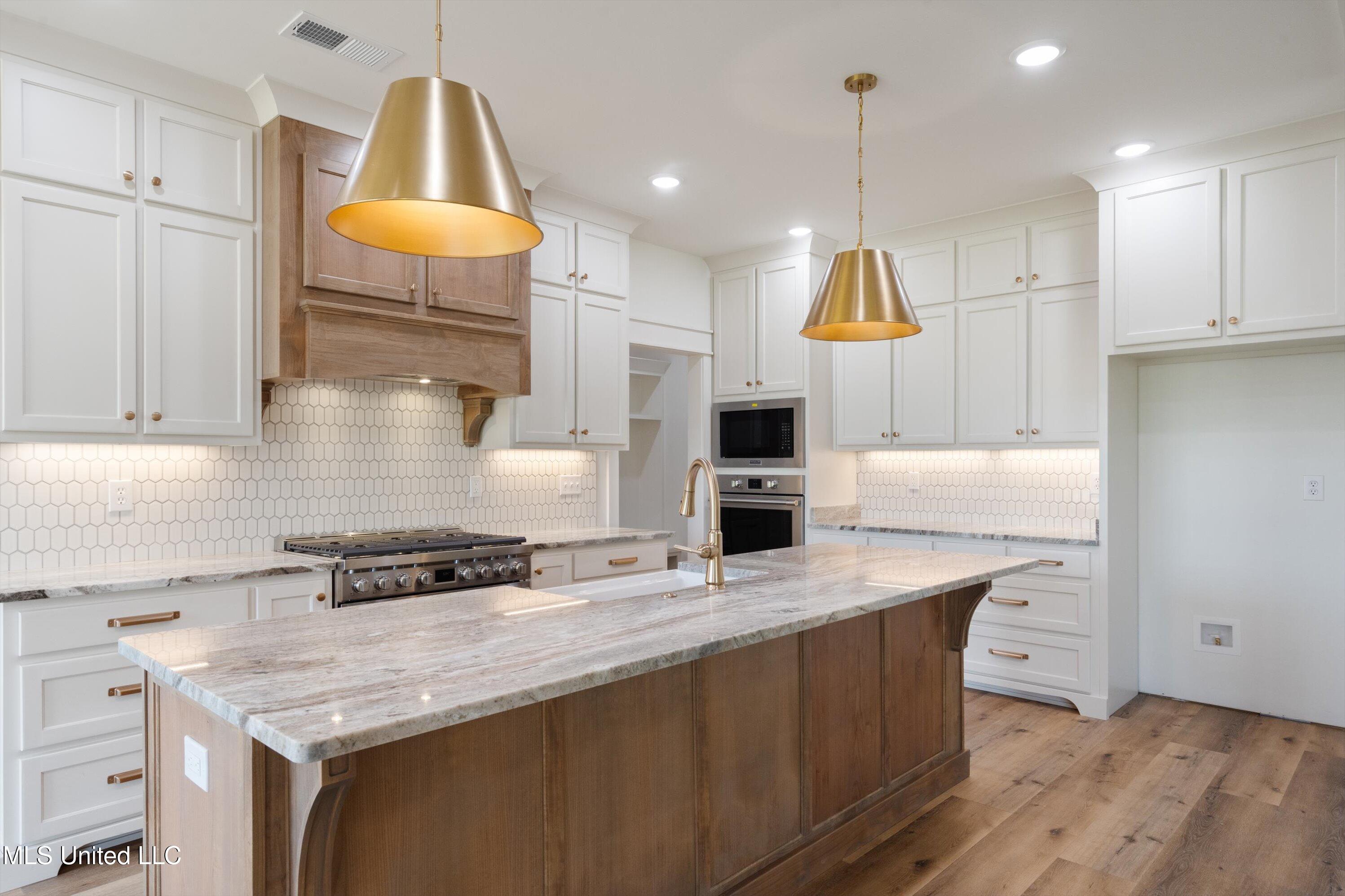 5114 Camp Crossing, Hernando, Mississippi image 9