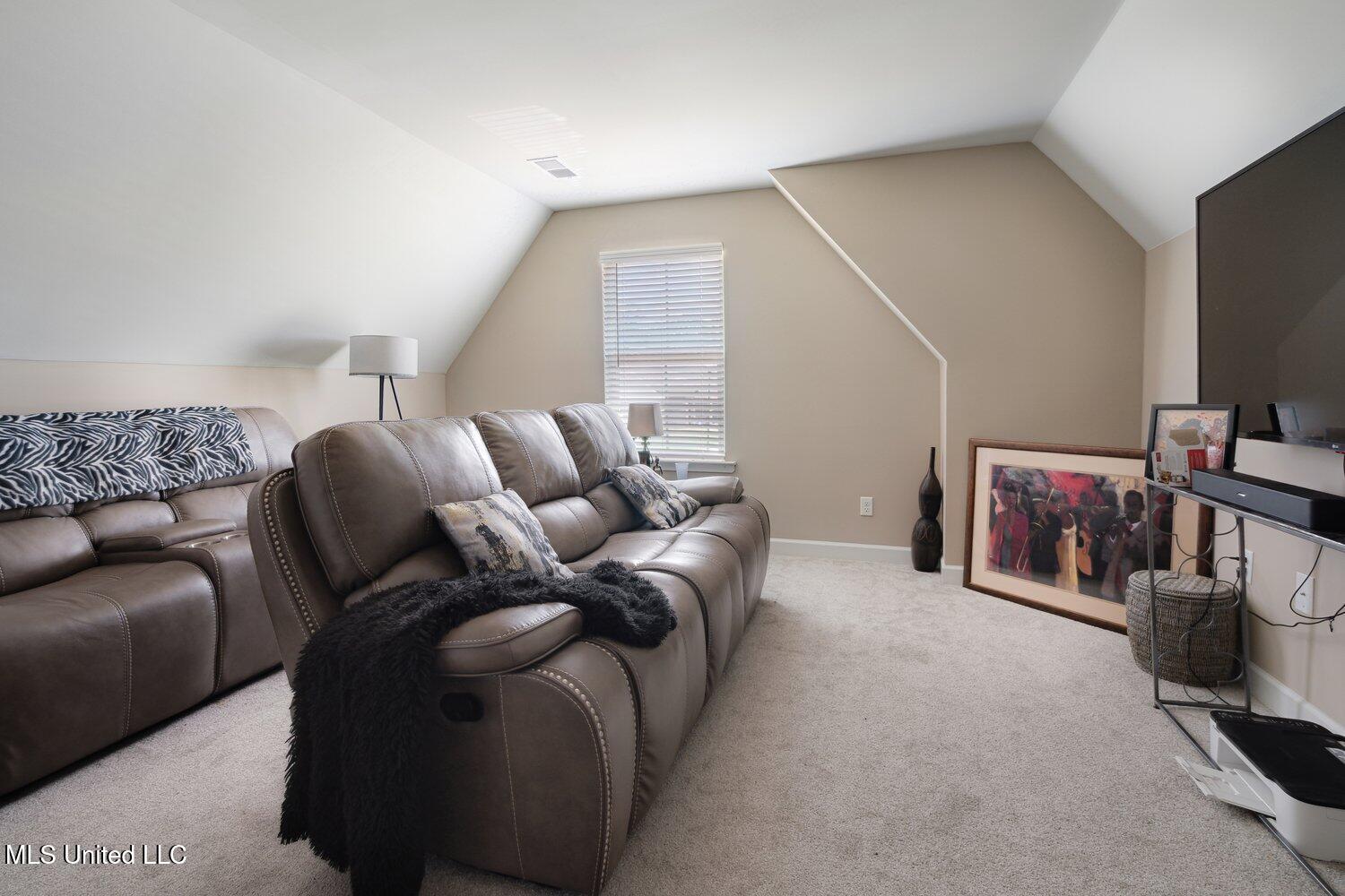 8053 Switzer Drive, Southaven, Mississippi image 10