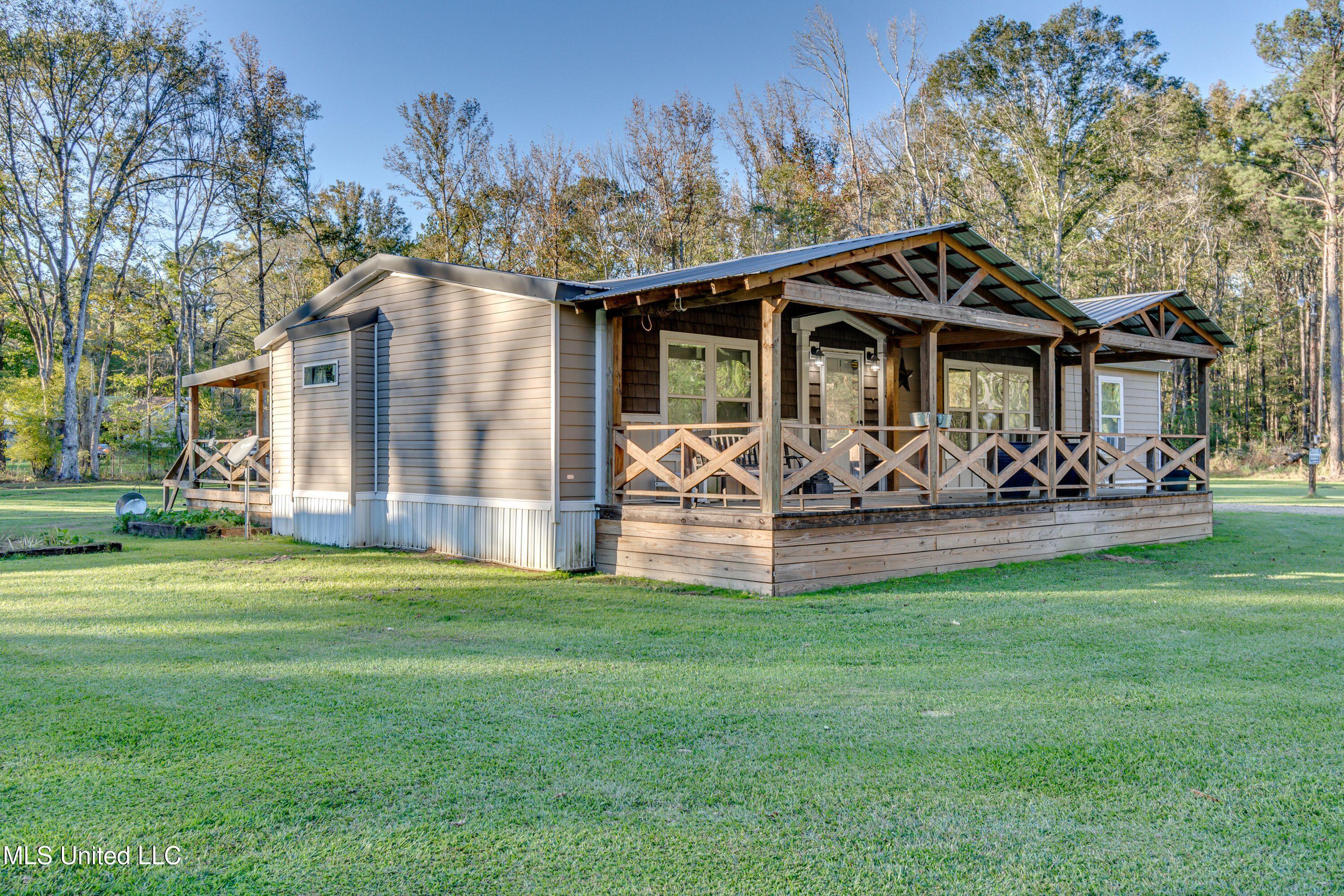 110 Hickory Ridge Cove, Raymond, Mississippi image 2