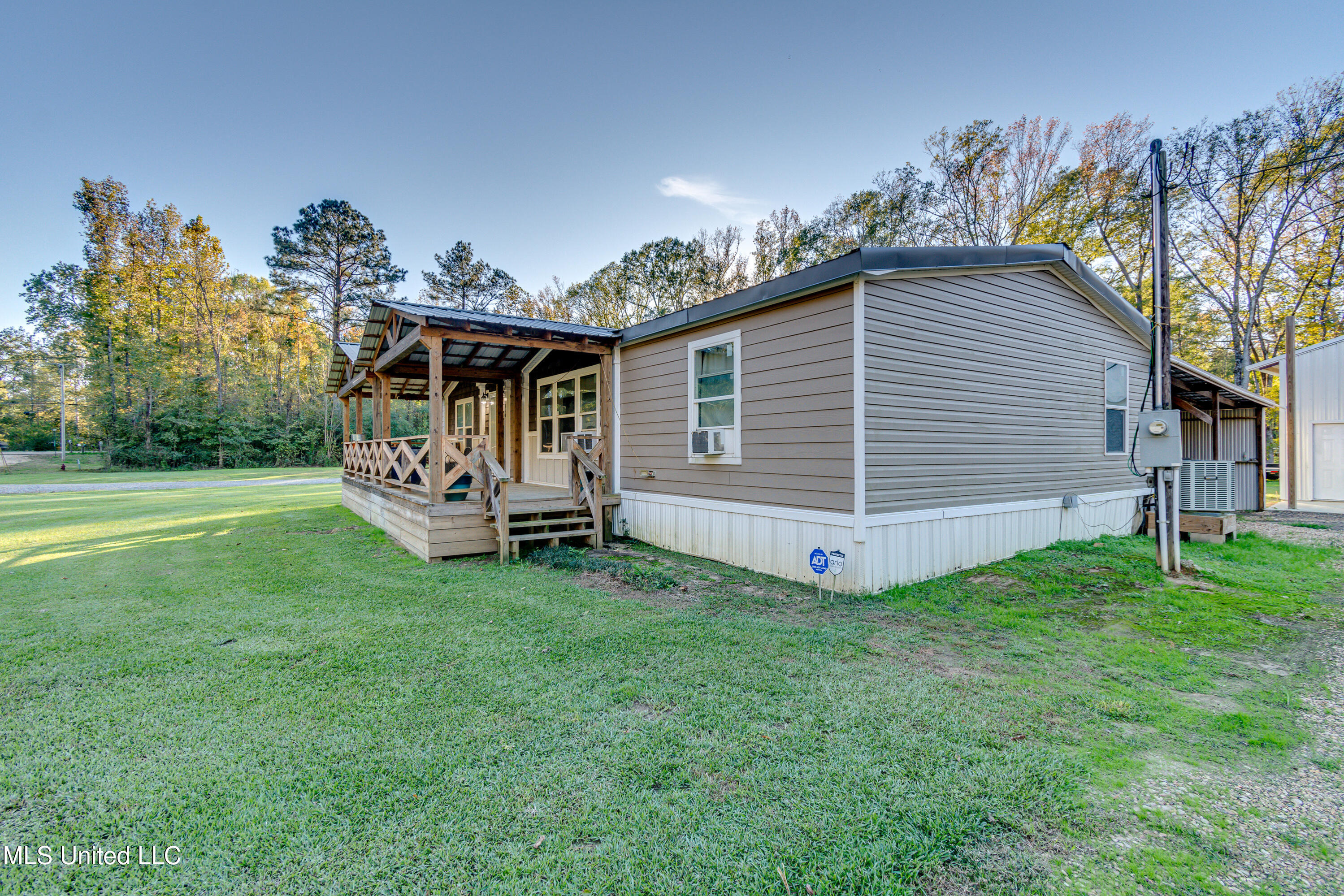 110 Hickory Ridge Cove, Raymond, Mississippi image 3