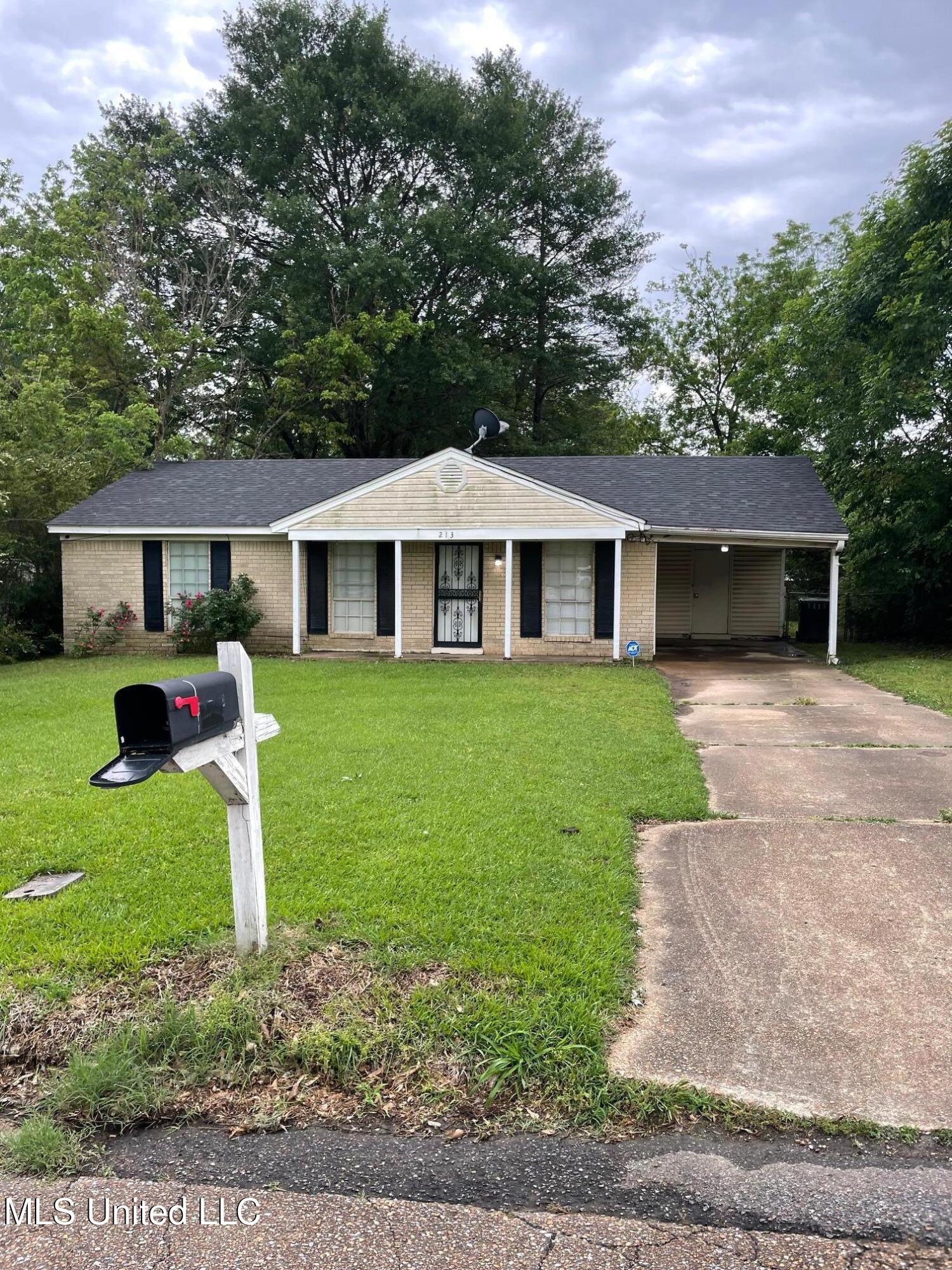 213 Hillbrook Drive, Southaven, Mississippi image 9