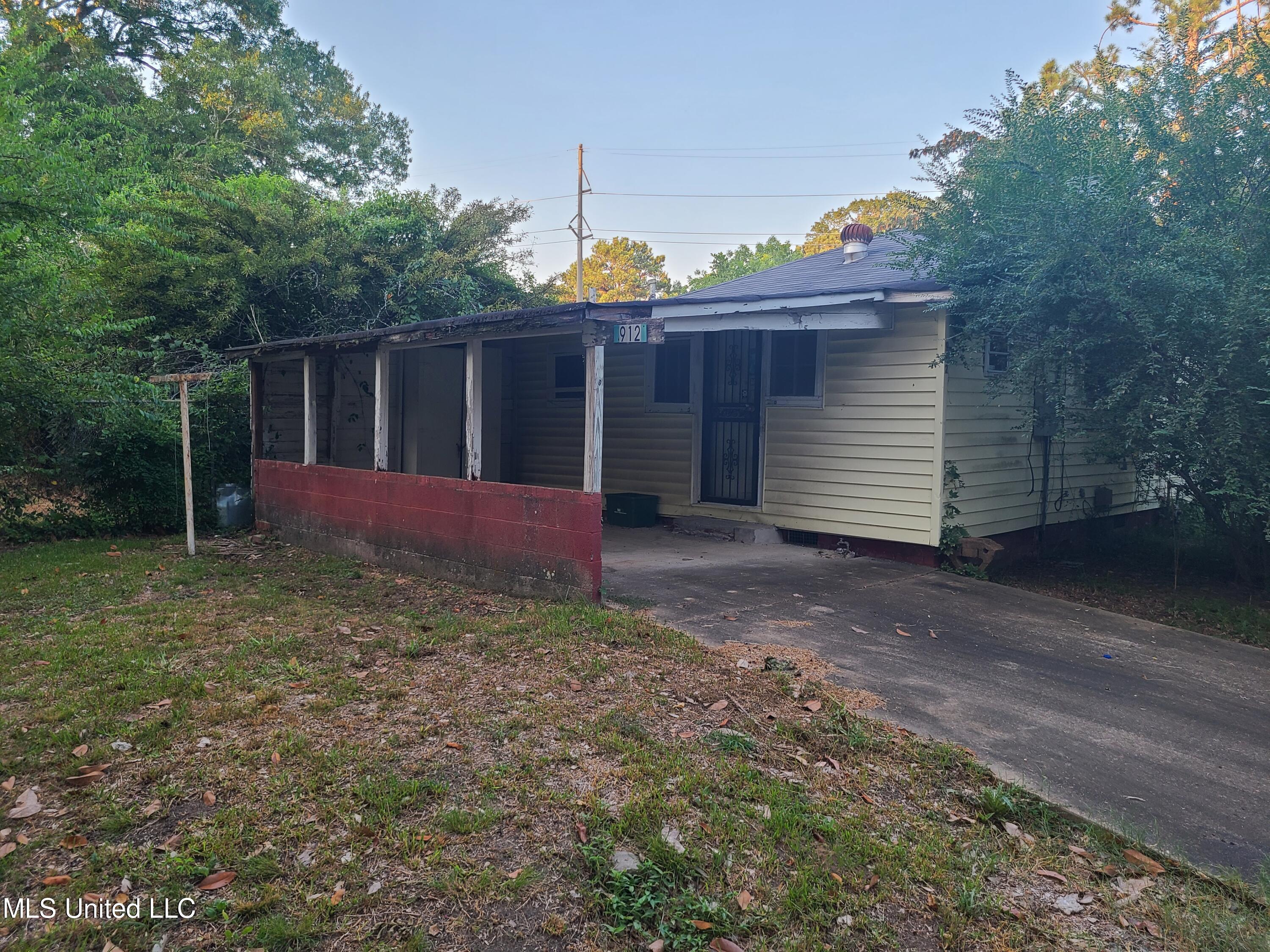 912 Ann Banks Street, Jackson, Mississippi image 2