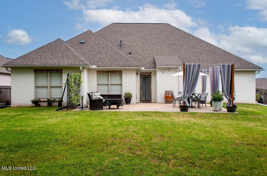 106 Sweetbriar Circle, Canton, Mississippi image 4