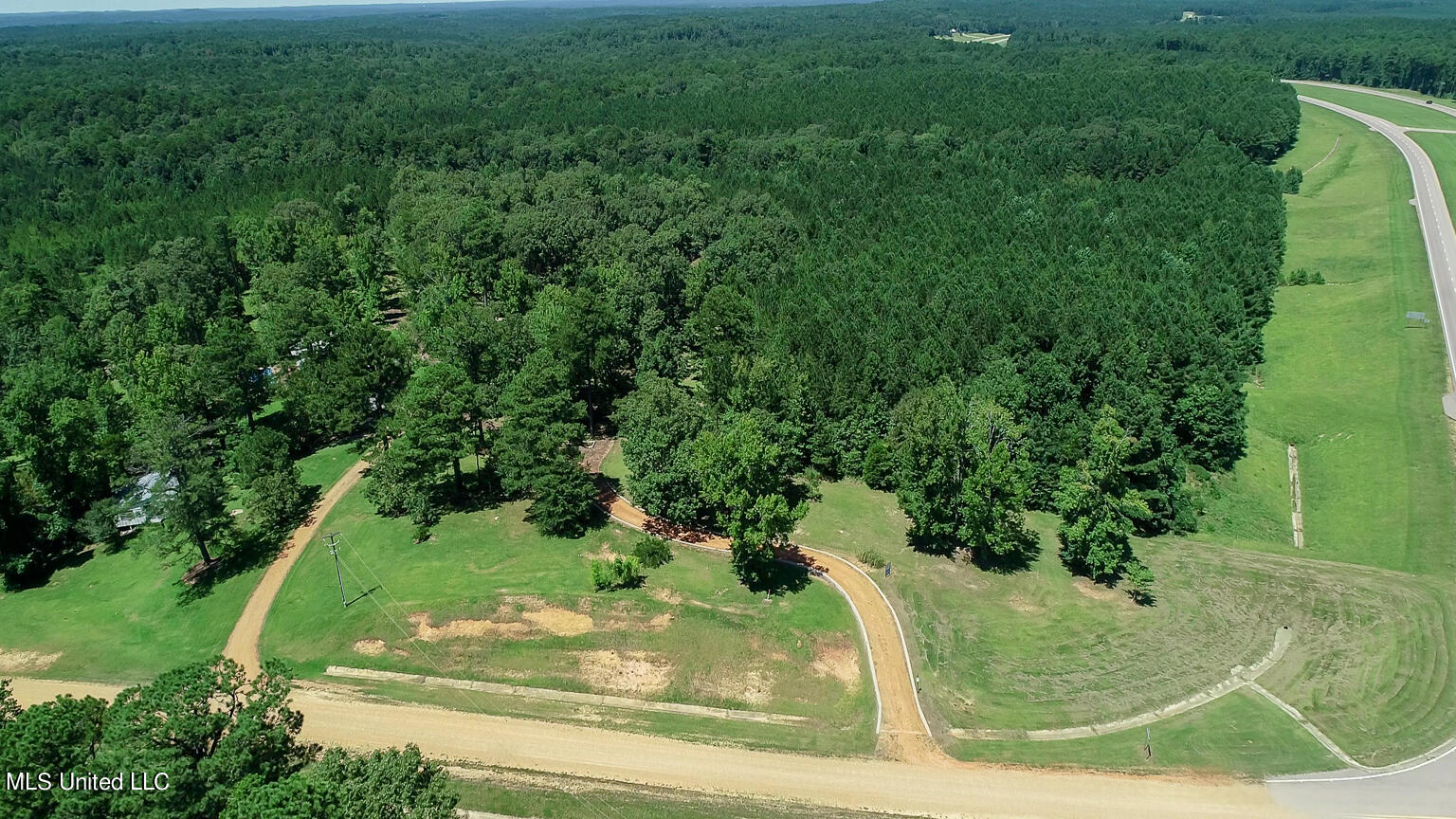 144 Gum Branch To Hwy 25 Road, Louisville, Mississippi image 34