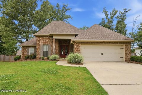 Homes For Rent - 125 Trailbridge Crossing<br/> Canton, MS 39046