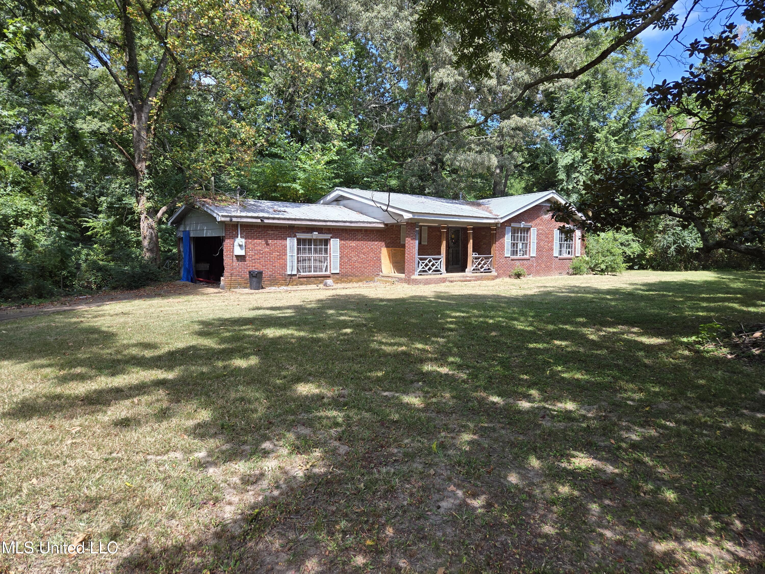 4790 Sherry Drive, Horn Lake, Mississippi image 2