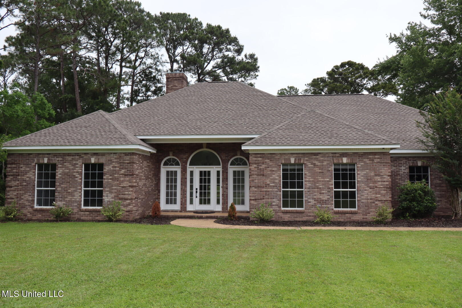 8316 Martin Bluff Road, Gautier, Mississippi image 4