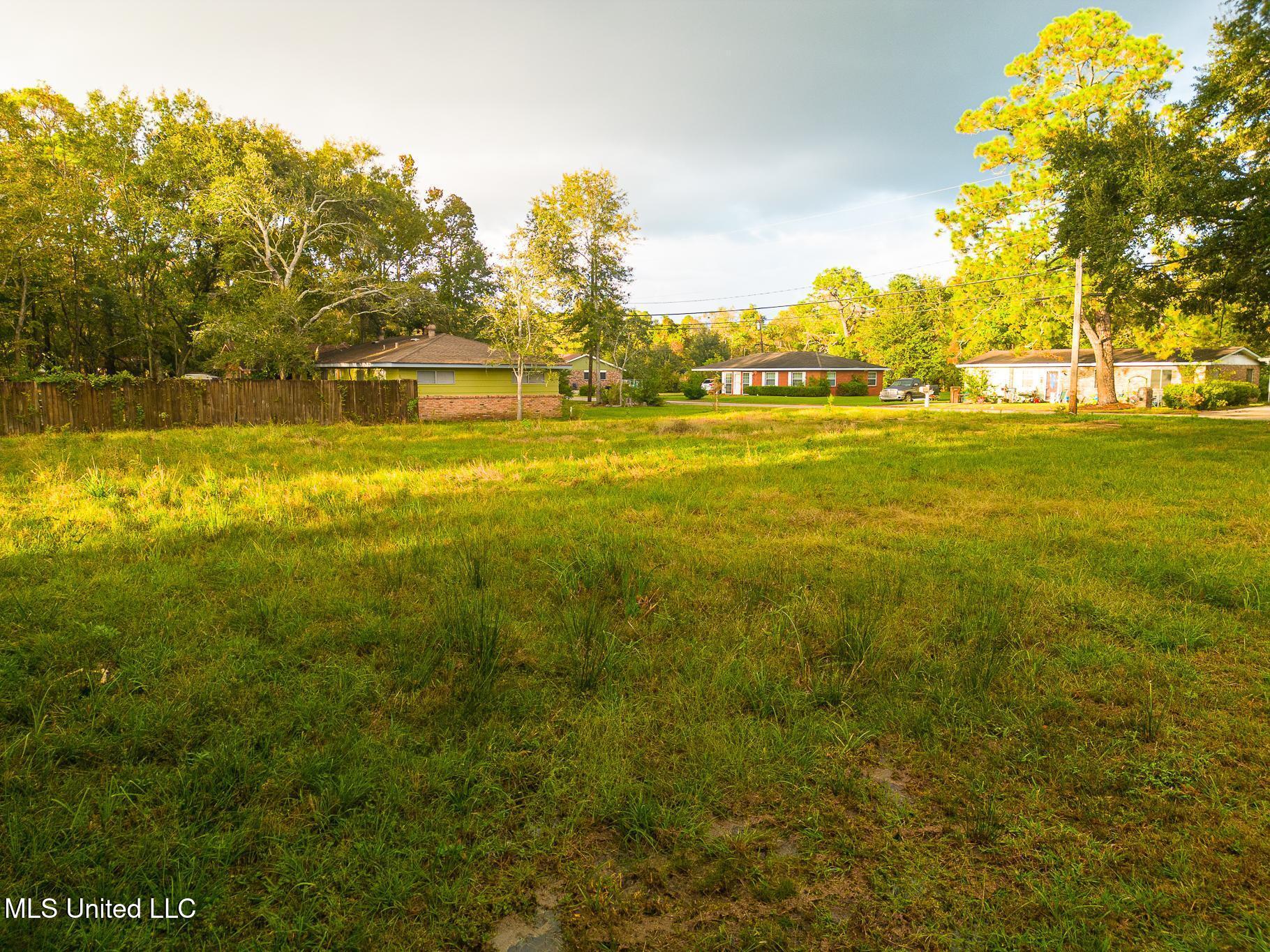 211 Gates Avenue, Long Beach, Mississippi image 6