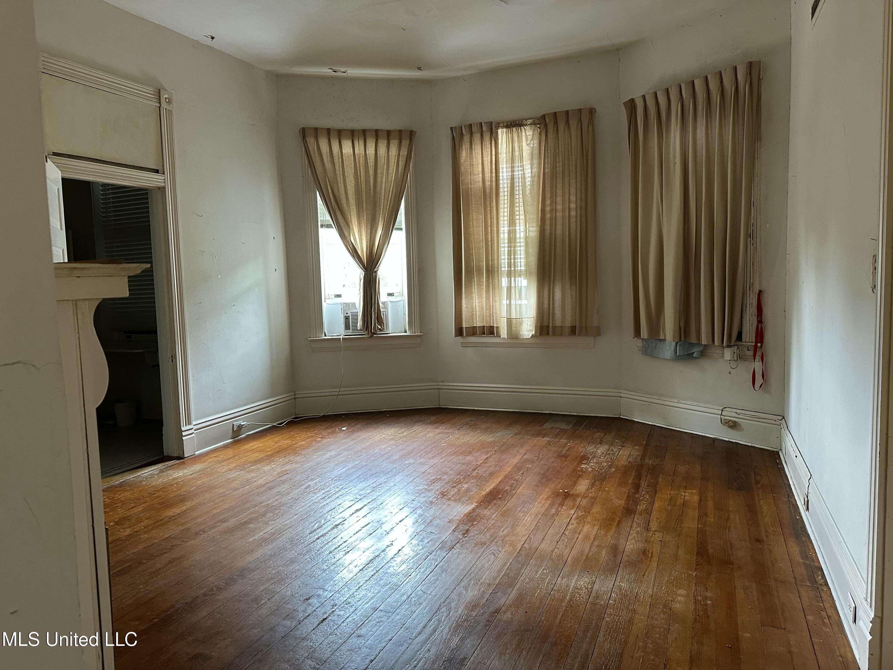 309 S Commerce Street, Natchez, Mississippi image 14