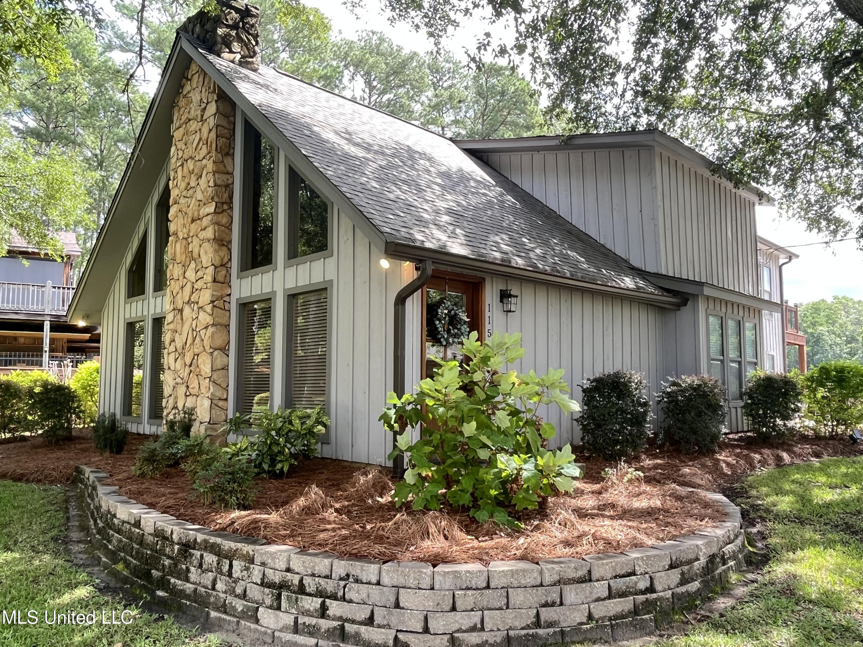 115 Lakeland Drive, Florence, Mississippi image 8