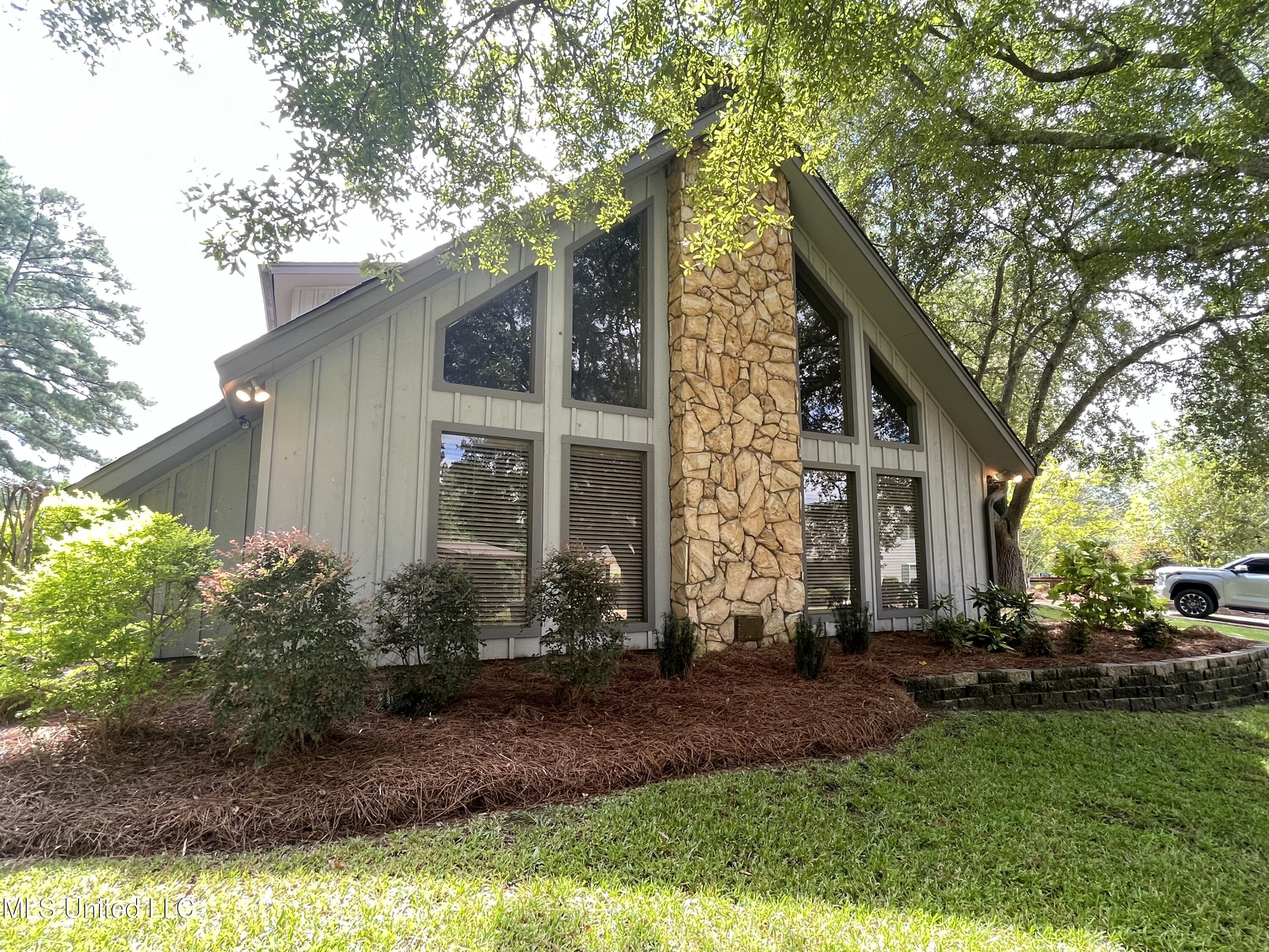 115 Lakeland Drive, Florence, Mississippi image 7