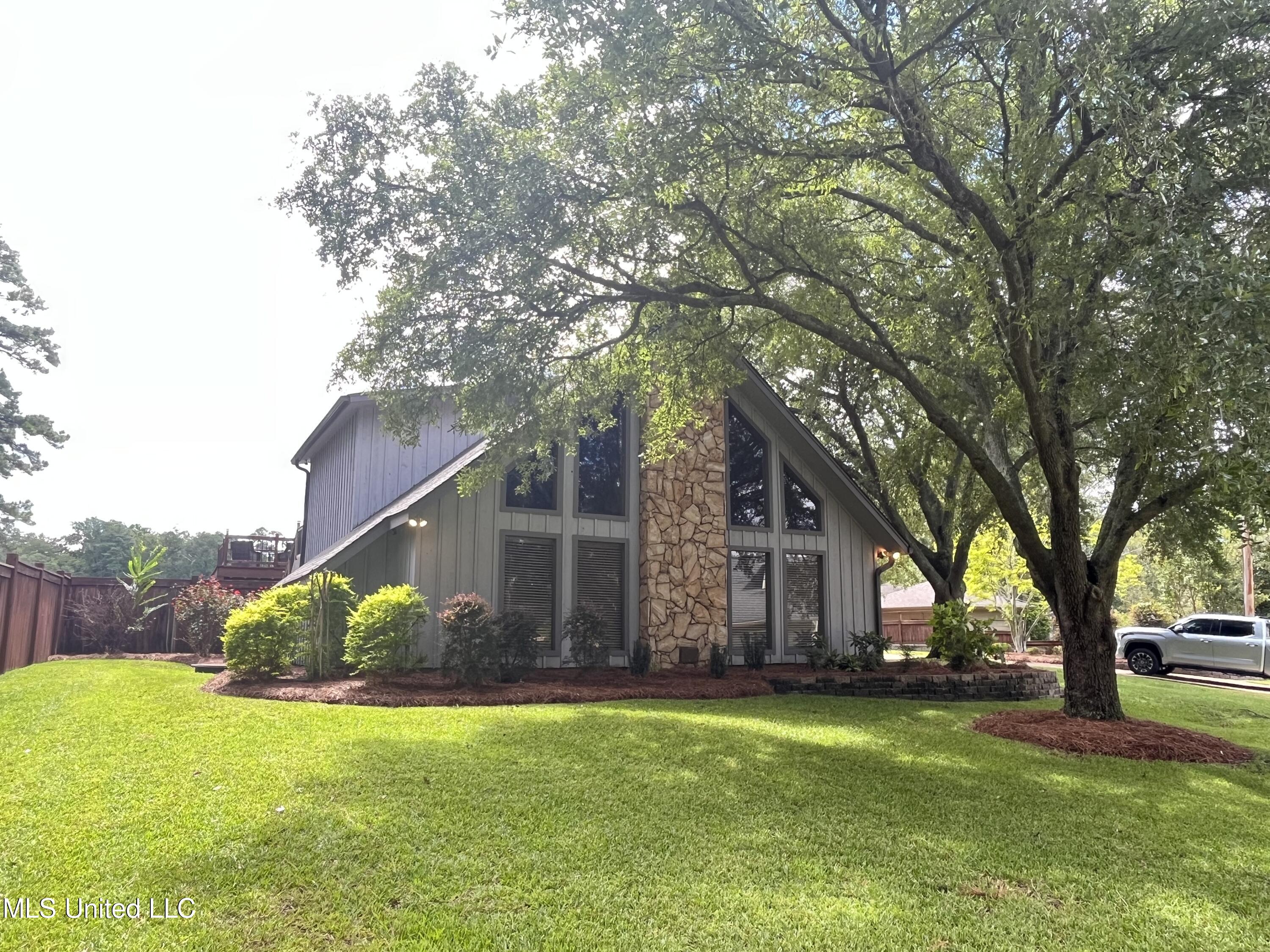 115 Lakeland Drive, Florence, Mississippi image 6