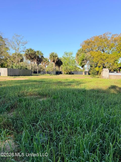 Vacant Land For Sale - 367 Forrest Avenue<br/> Harrison County, Biloxi, MS 39530