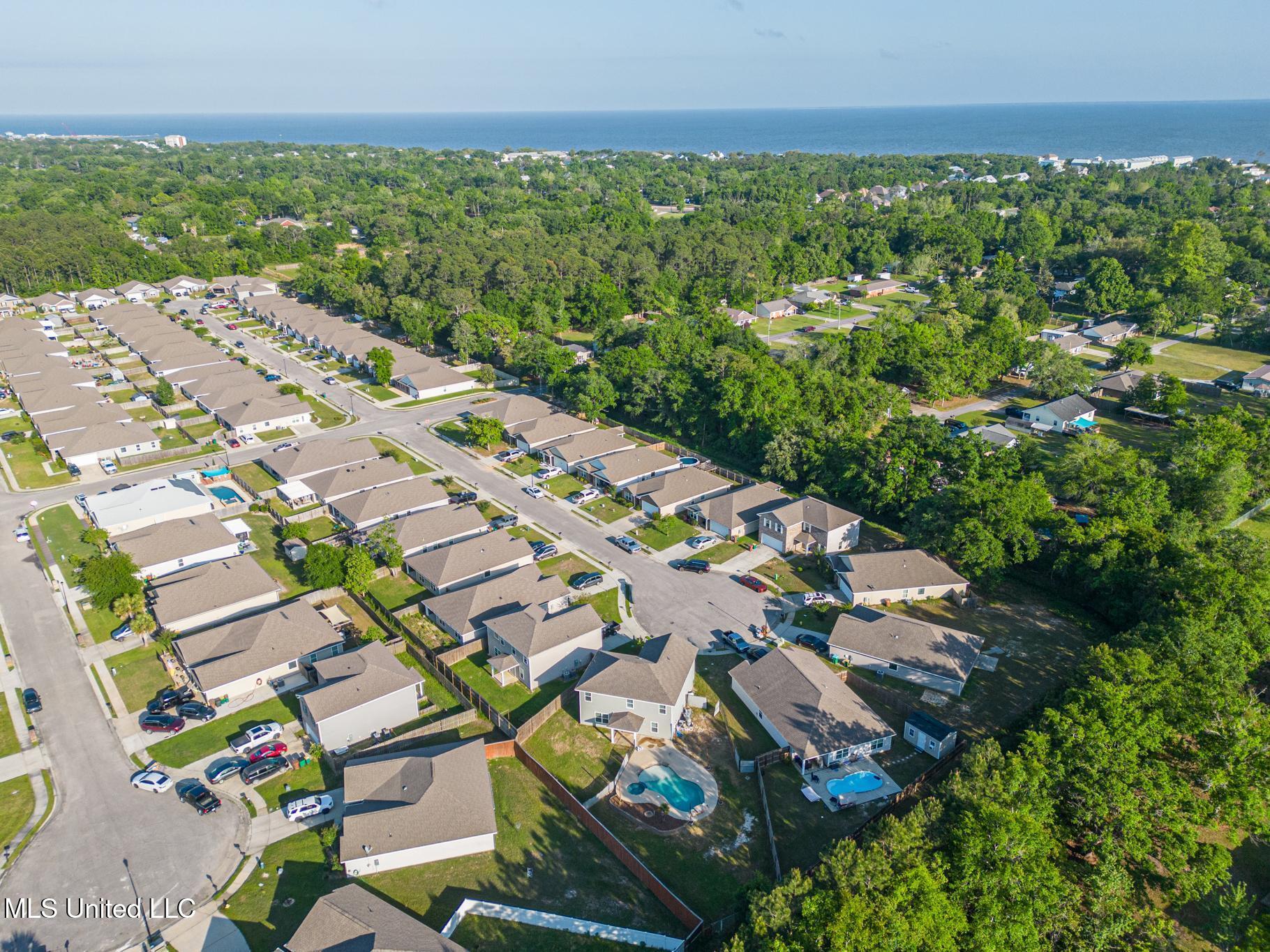 536 W Marigold Drive, Long Beach, Mississippi image 29