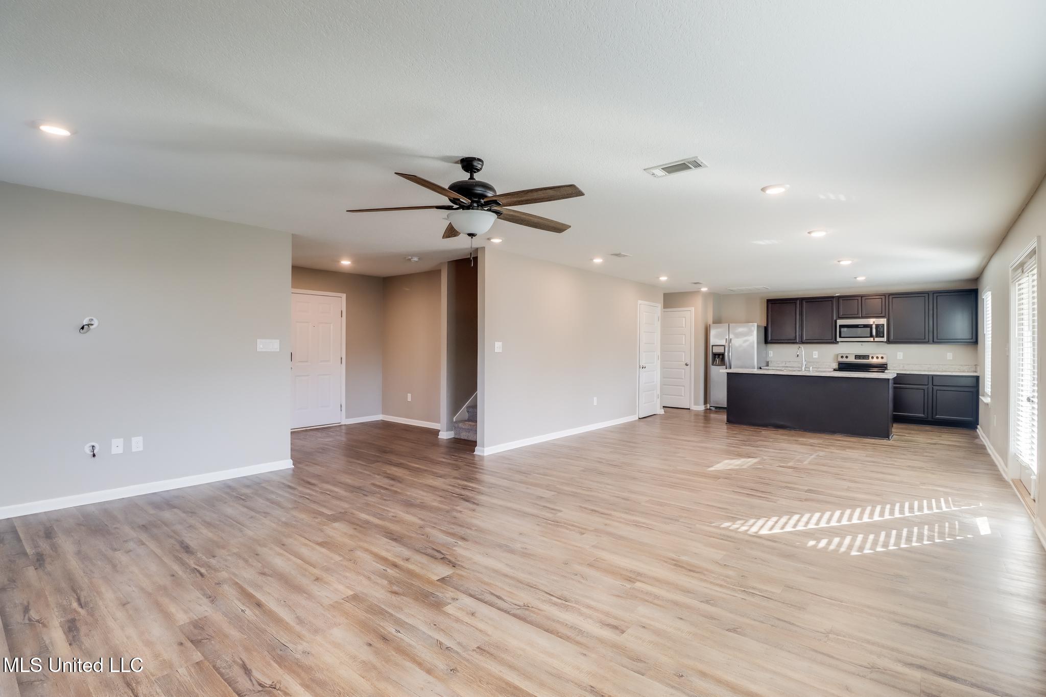 536 W Marigold Drive, Long Beach, Mississippi image 10