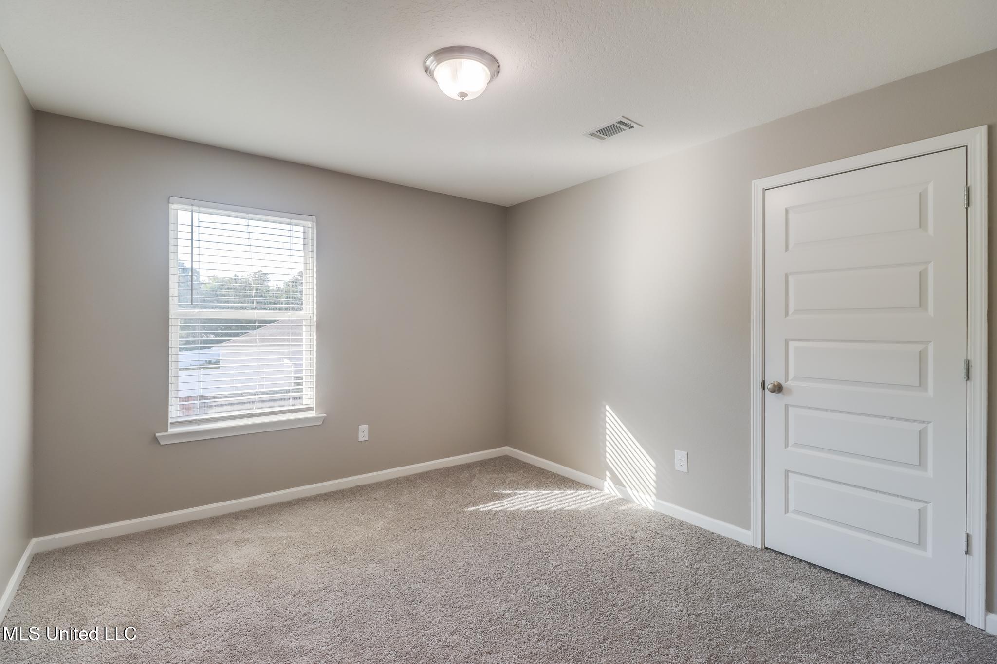 536 W Marigold Drive, Long Beach, Mississippi image 23