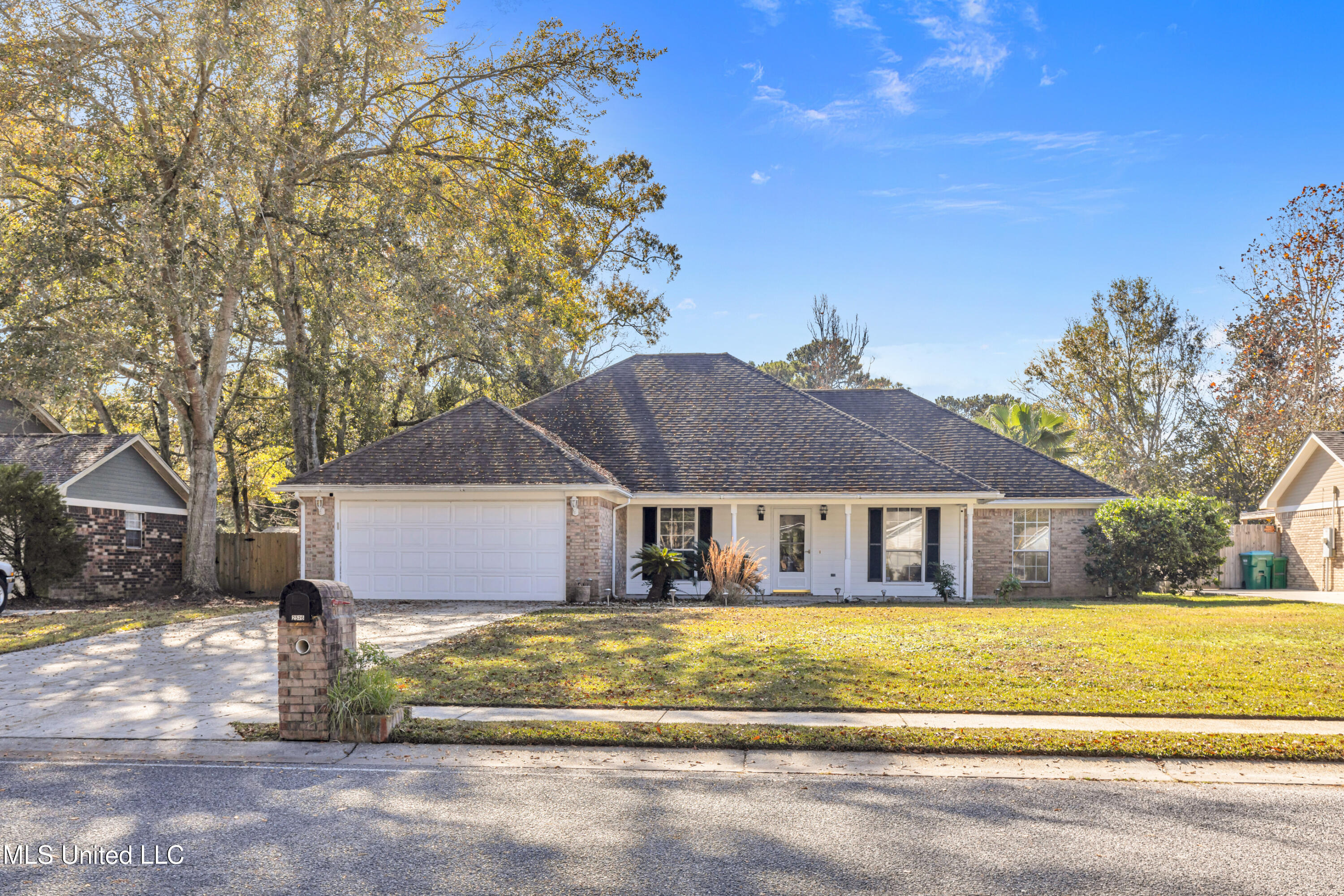 2526 Havard Road, Ocean Springs, Mississippi image 1