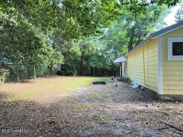 153 Saint Peter Street, Biloxi, Mississippi image 9
