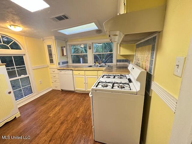 153 Saint Peter Street, Biloxi, Mississippi image 19
