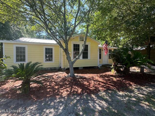 153 Saint Peter Street, Biloxi, Mississippi image 1